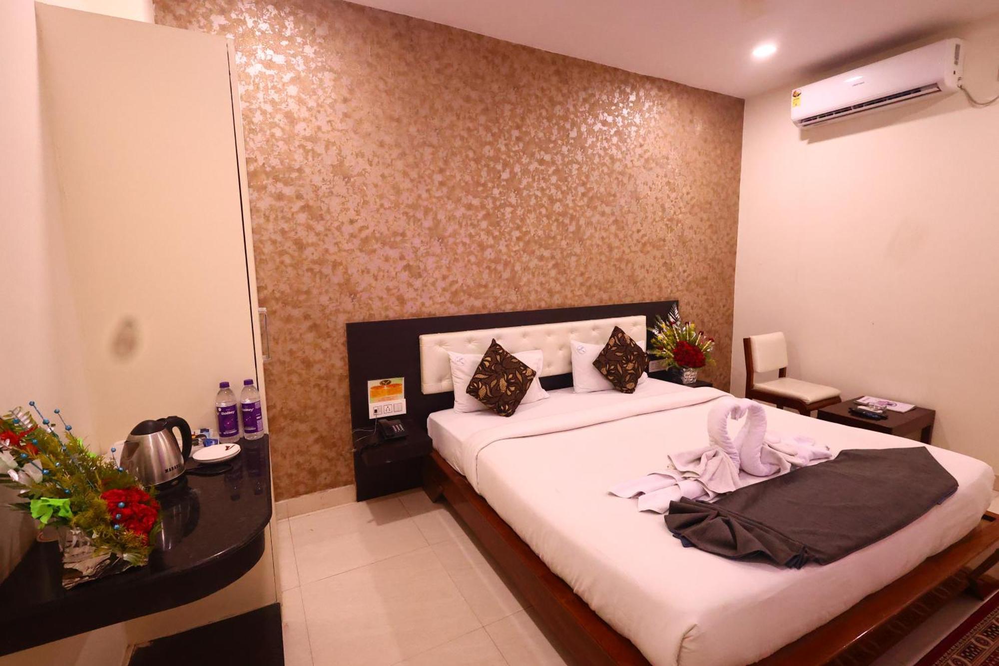 Hotel Vaibhav Bhāgalpur Zewnętrze zdjęcie